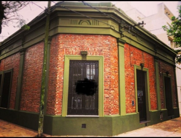 SE ALQUILA LOCAL DE ESQUINA UNICO !!!!!!!!1
