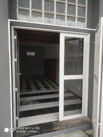 SE ALQUILA LOCAL C/ENTREPISO DE 31.5M2 SOBRE AV FRANCISCO LABORDE 23