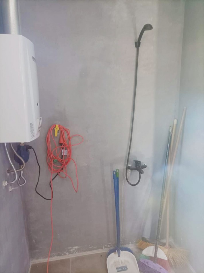 VENTA/PERMUTA - Casaquinta con pileta A ESTRENAR en Calle 540 esq Balcarce