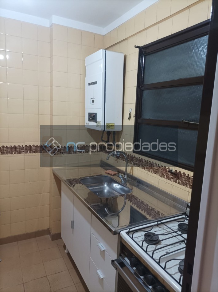 Se Vende Monoambiente Con Cocina Separada Y Baño Completo