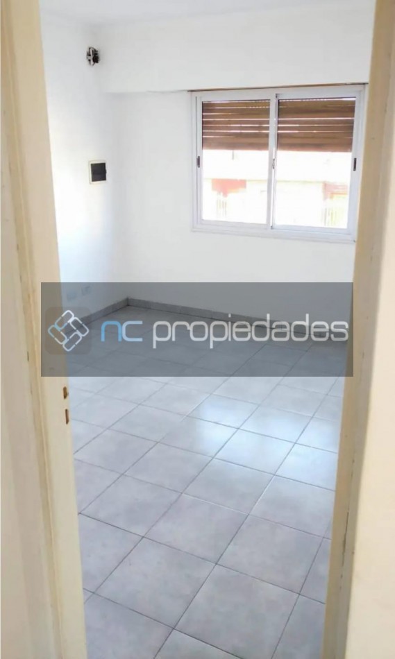 SE VENDE PH 3AMB CON BALCON TERRAZA Y COCHERA !