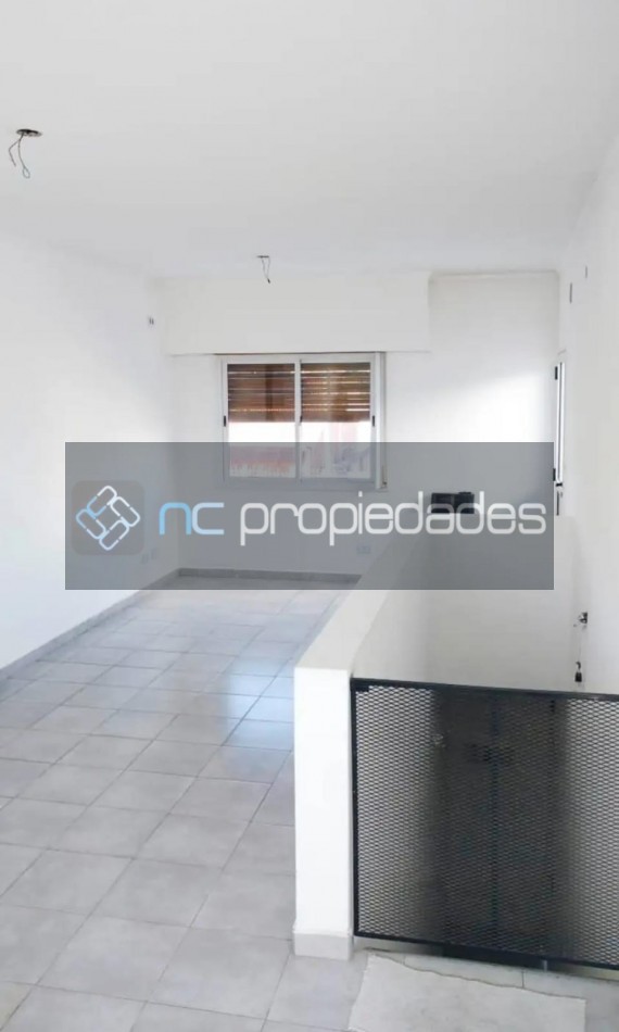 SE VENDE PH 3AMB CON BALCON TERRAZA Y COCHERA !