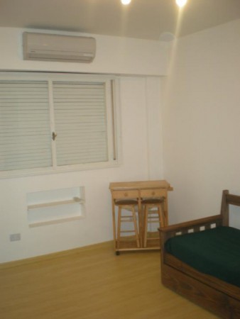 SE VENDE MONOAMBIENTE AMOBLADO EN BARRIO NORTE! CON RENTA!!!!!!!!!!