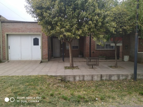 Impecable casa con quincho