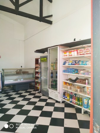 SE VENDE LOCAL DE 49M2 - CON RENTA ! GRAN UBICACION COMERCIAL!!!