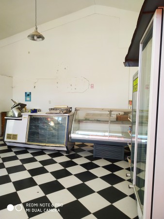 SE VENDE LOCAL DE 49M2 - CON RENTA ! GRAN UBICACION COMERCIAL!!!