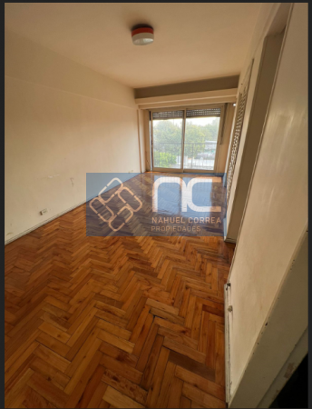 VENTA - 3AMB  CON BALCON AL FRENTE CON BALCON CORRIDO !! GRAN OPORTUNIDAD !!!
