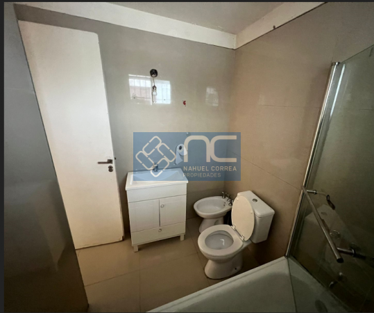 VENTA - 3AMB  CON BALCON AL FRENTE CON BALCON CORRIDO !! GRAN OPORTUNIDAD !!!