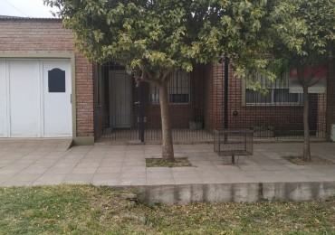 Impecable casa con quincho